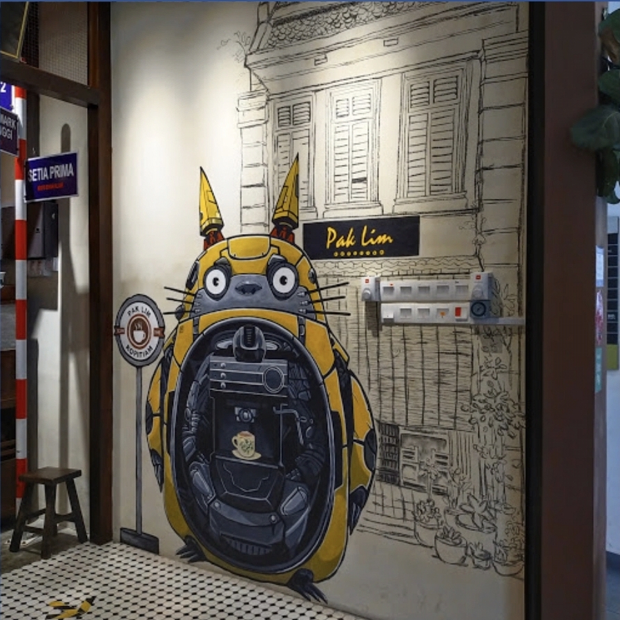 토토로 로봇 벽화