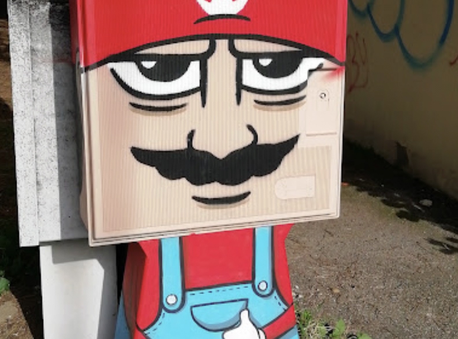 어딘가 이상한 마리오 (Super Mario)